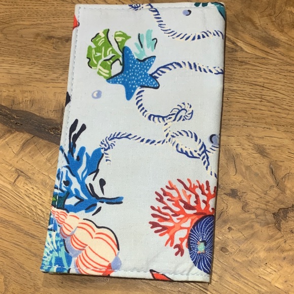 Vera Bradley Anchors Aweigh checkbook cover retired pattern perfect condition - Picture 3 of 6